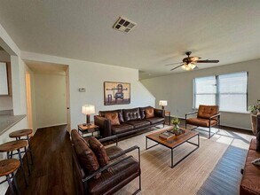 2013 Rim Rock Dr in Leander, TX - Building Photo - Building Photo