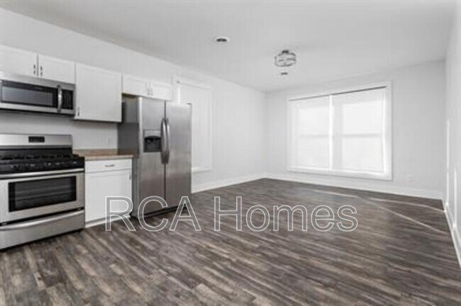 property at 1112 Pleasant St