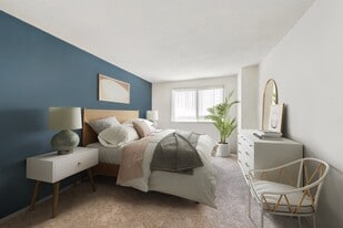 Chateau in Silver Spring, MD - Building Photo