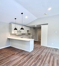 521 Middleline Rd in Ballston Spa, NY - Building Photo - Building Photo