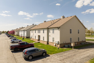 Roachton Flats in Perrysburg, OH - Foto de edificio - Building Photo