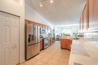 46 Pickering Dr in Palm Coast, FL - Building Photo - Building Photo