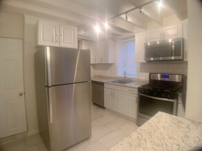 227 E Biddle St in Baltimore, MD - Building Photo - Building Photo