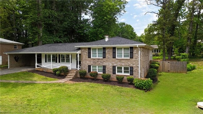 3925 Chicamauga Dr in Kennesaw, GA - Building Photo - Building Photo