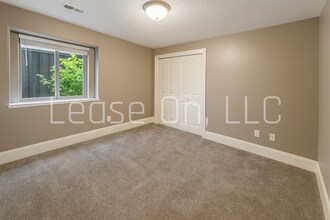 7453-7457 E Summerside Pl in Bel Aire, KS - Building Photo - Building Photo