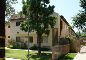 3701 Westwood Blvd in Los Angeles, CA - Building Photo