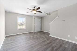 499 Palmer Dr in Clarksville, TN - Building Photo - Building Photo