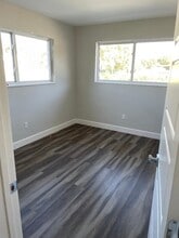 3760 NW 13th Pl in Miami, FL - Building Photo - Building Photo