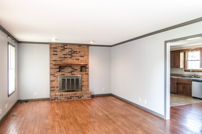 535 Westwood Dr in Clarksville, TN - Building Photo - Building Photo