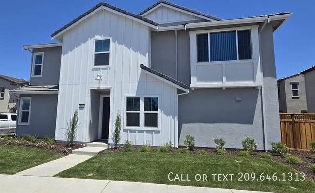 3217 Shrute Dr in Lathrop, CA - Building Photo - Building Photo