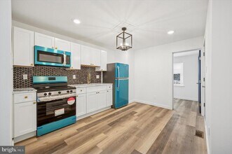 2614 Sylmar St in Philadelphia, PA - Building Photo - Building Photo
