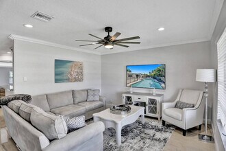 2600 NE 52nd Ct in Lighthouse Point, FL - Building Photo - Building Photo