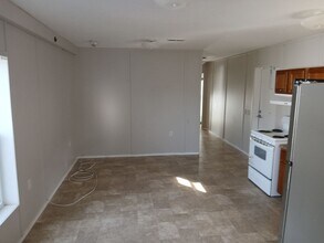 3190 Karen Dr in Naples, FL - Building Photo - Building Photo