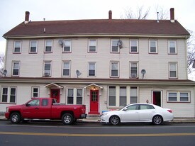 36 Church St in Bloomsbury, NJ - Building Photo