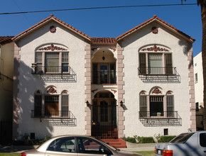 1401 N Catalina St in Los Angeles, CA - Building Photo - Building Photo