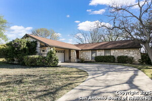 11910 Northledge Dr in Live Oak, TX - Building Photo