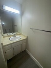 6339 2nd Ave in Sacramento, CA - Building Photo - Building Photo