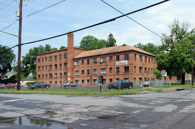 University Gardens in College Park, MD - Building Photo - Building Photo