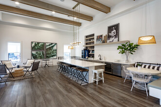 One Boynton in Boynton Beach, FL - Building Photo - Interior Photo