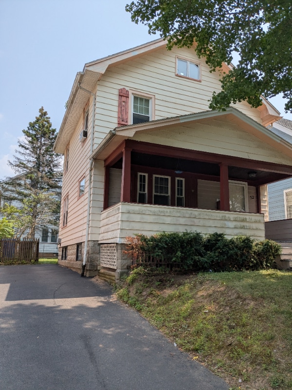 property at 52 Pioneer St