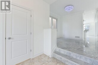 107 Westover Cres in Ottawa, ON - Building Photo - Building Photo