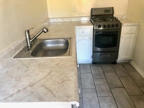 631 Coronado Ter, Unit 3 in Los Angeles, CA - Foto de edificio - Building Photo