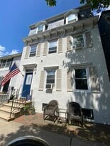 409 Farnsworth Avenue, Unit Apt 1 in Bordentown, NJ - Building Photo