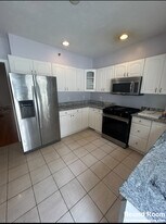 30 Cameron St, Unit 7 in Brookline, MA - Building Photo
