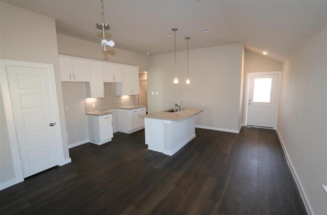 26260 Astral Wy in La Marque, TX - Building Photo - Building Photo