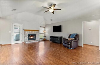 3220 North 3rd Pl E in Broken Arrow, OK - Building Photo - Building Photo