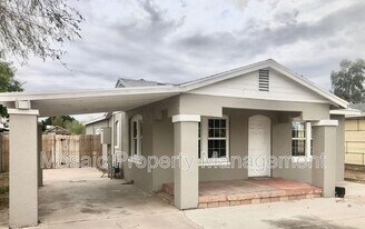 1652 E Indianola Ave in Phoenix, AZ - Building Photo