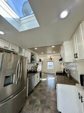 7802 W Victoria St in Chicago, IL - Building Photo - Building Photo