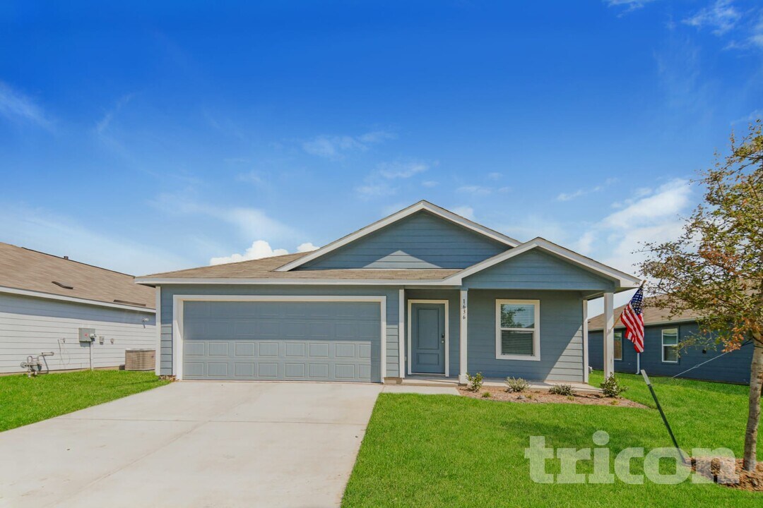 1636 Baugh St in McKinney, TX - Foto de edificio