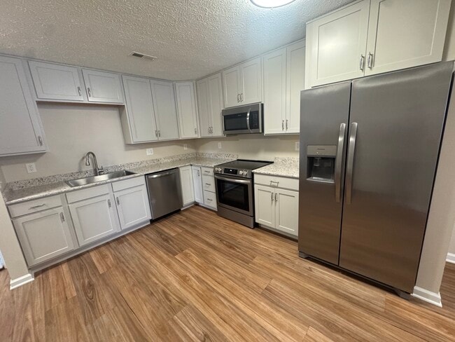 116 S Main St in Tipton, IN - Building Photo - Building Photo