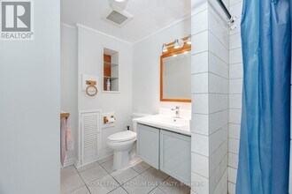 7 Bonnechere Crescent in Toronto, ON - Building Photo - Building Photo