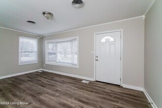 251 Derby Ave in Louisville, KY - Building Photo - Building Photo