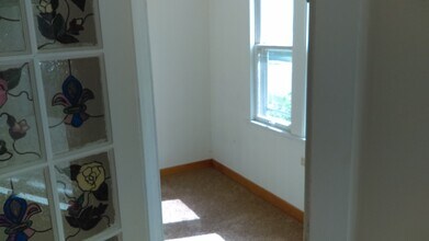 1108 9th St N, Unit Main in Fargo, ND - Building Photo - Building Photo