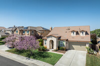 Country Roads in Murrieta, CA - Foto de edificio - Building Photo