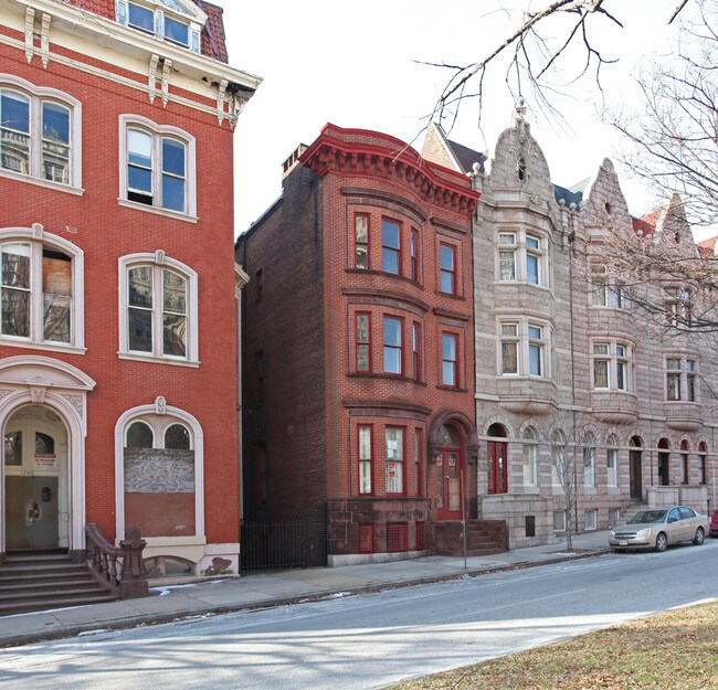 1702 Eutaw Pl in Baltimore, MD - Foto de edificio - Building Photo