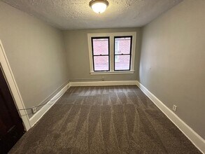 3237-3237 Grove Ave in Lorain, OH - Building Photo - Building Photo