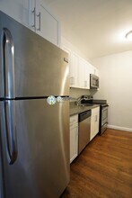 45 Carlton St in Brookline, MA - Building Photo - Building Photo