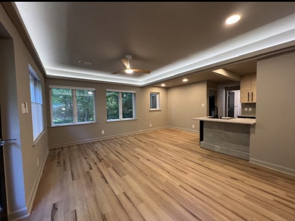 319 Burlage Cir, Unit 319 Burlage Circle in Chapel Hill, NC - Foto de edificio