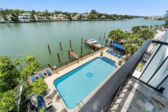 5640 Collins Ave, Unit 4D in Miami Beach, FL - Building Photo - Building Photo