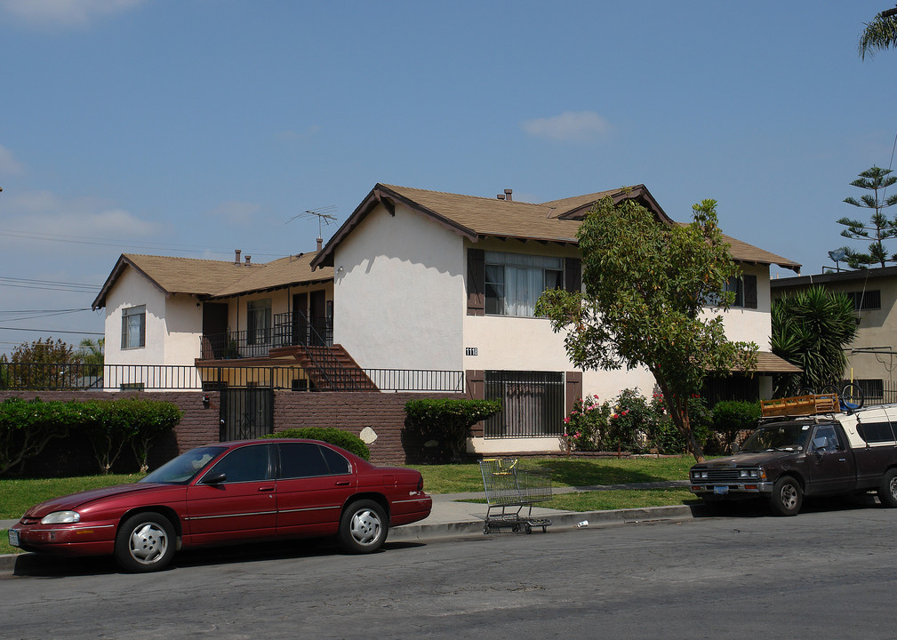 1118 Pacific Ave in Santa Ana, CA - Building Photo