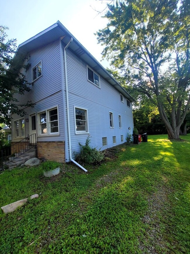 27156 Blum St in Roseville, MI - Building Photo - Building Photo