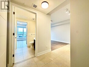 2525 Bathurst St in Toronto, ON - Building Photo - Building Photo