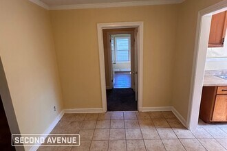 2455 Twain Ave in Memphis, TN - Foto de edificio - Building Photo