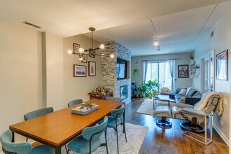1515 N Wells St in Chicago, IL - Building Photo - Building Photo