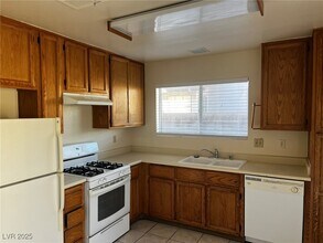 634 Freeburg Pl in Las Vegas, NV - Building Photo - Building Photo