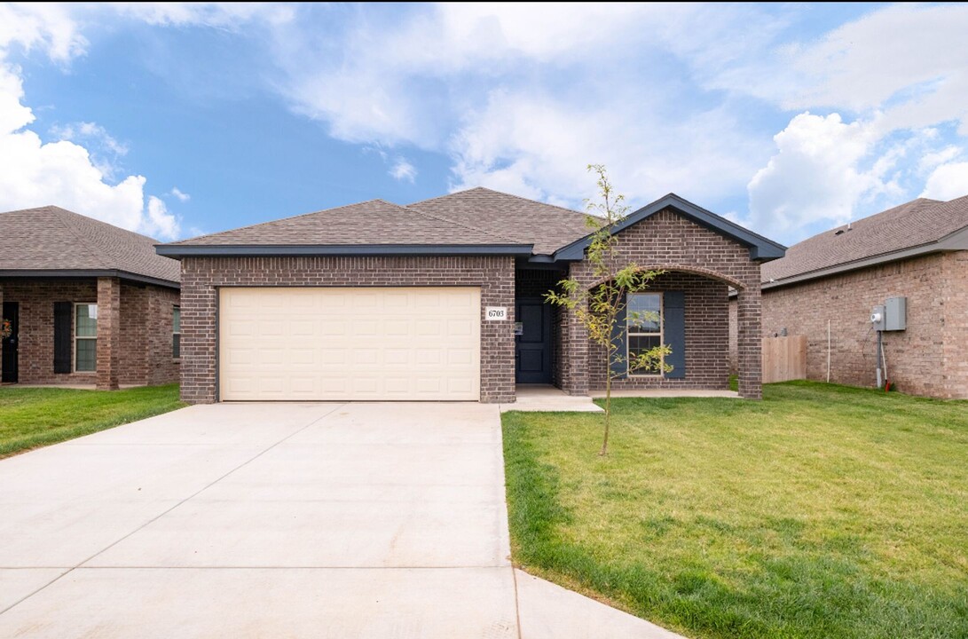 6703 Star Ln in Amarillo, TX - Building Photo